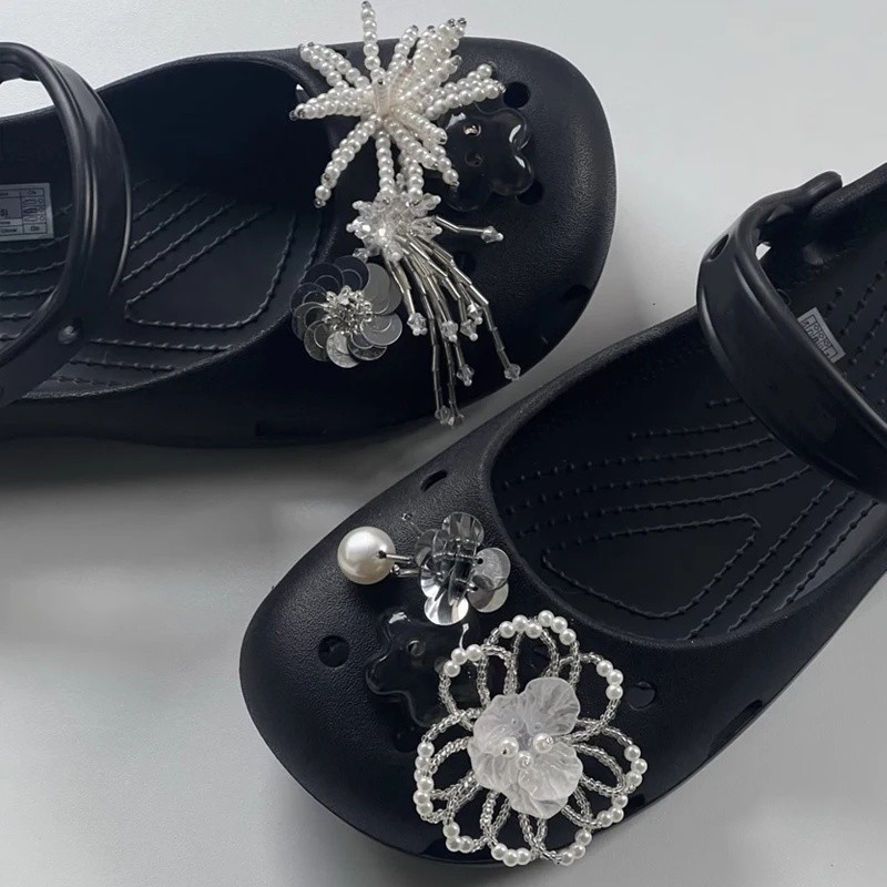 ดอกไม้มุกรองเท้า Charms ชุดสําหรับ Clogs Elegant Silver พู่ Rhinestone รองเท้าตกแต่ง Pins รองเท้า Accessorie สําหรับผู้หญิง