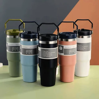 สีสดใสด้วยหลอด ช่องดื่มคู่ ขวดน้ำแบบพกพา ถ้วยแช่เย็น890MLความจุสูง มีด้ามจับที่แข็งแรง แฟชั่น ถ้วยน้ำแข็ง หลากหลายรูปแบบ