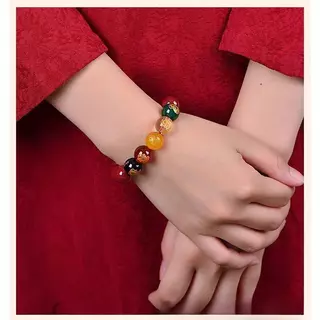 สร้อยข้อมือชาด, การออกแบบเทพเจ้าแห่งความมั่งคั่งห้าเทพ, ลูกปัดนำโชค, ของขวัญที่ดึงดูดโชคลาภ, ความมั่งคั่งและคำอวยพร