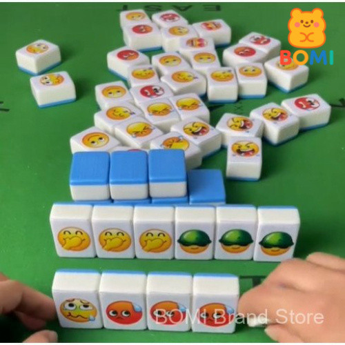 คลังสินค้าพร้อม Sanrio Mountains และ Seas Classics Mahjong Expression เกมกระดานกระดานหมากรุกปฏิสัมพั