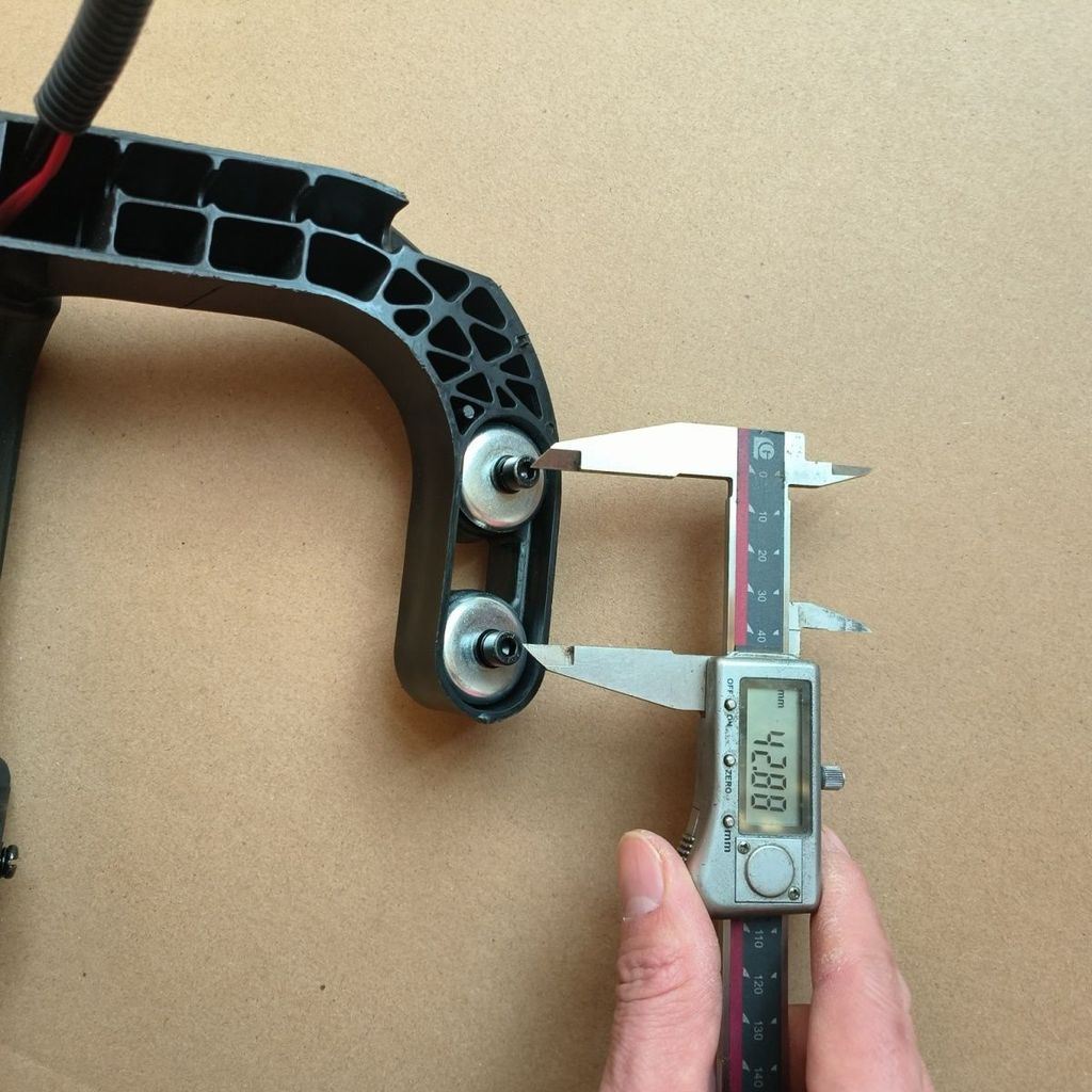 ชุดมือคันเร่ง Komatsu 7510 GZ23N G23 สำหรับเครื่องตัดแต่งกิ่ง ใหม่