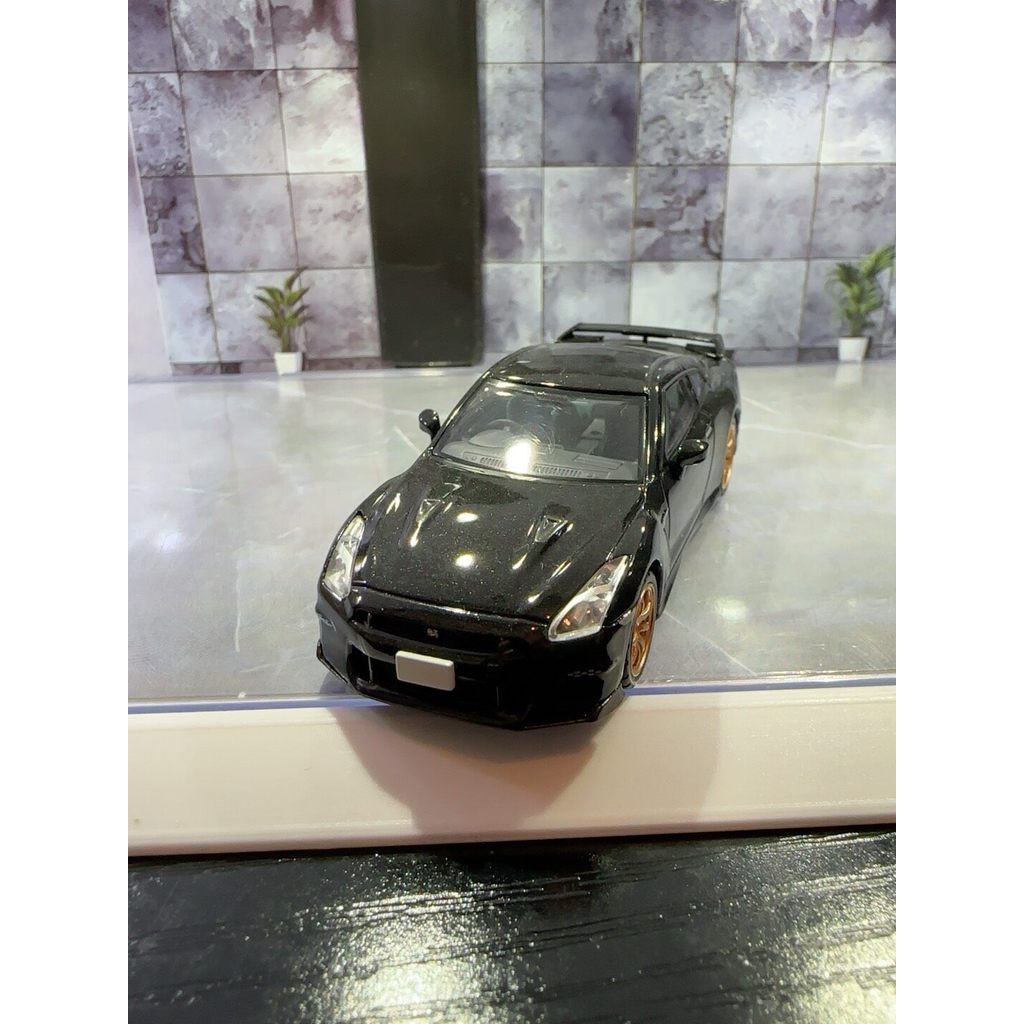 TOMYTEC TOMYTEC+TLV-N316d+Nissan GT-R+R35+T-spec+2024 รุ่น สีดํา โมเดลรถโลหะผสม 1/64 ใหม่เอี่ยมเปิดพ
