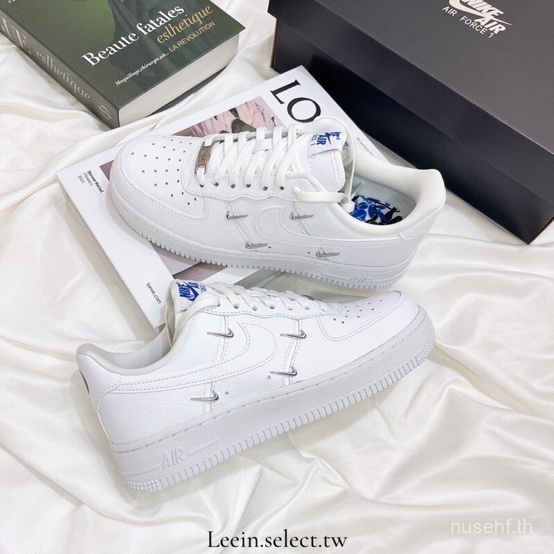 ซื้อ Proxy Japan Air Force 1 ตะขอเงินขนาดเล็ก 3D สี่ตะขอ HyunA สไตล์เดียวกันรองเท้าลําลอง Unisex AF1