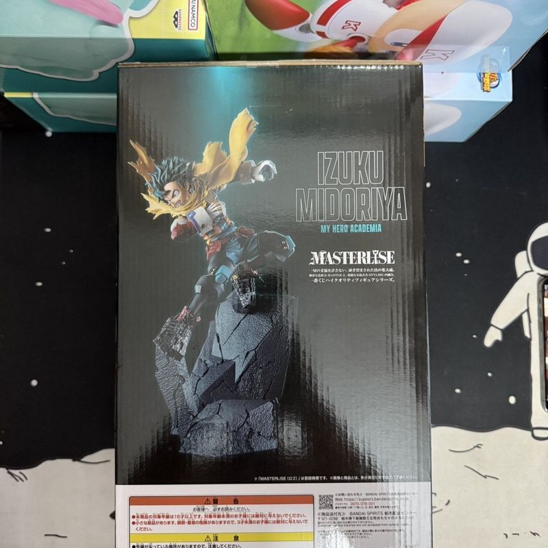 【พร้อมส่ง】shf เสื้อ มังงะ ชุด my hero academia figure ตุ๊กตา มังงะ เสื้อ ichiban kuji poster hawkเวอ