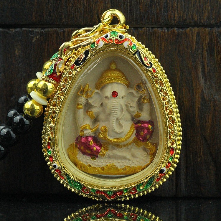 T Thailand Amulet LP Pae Elephant God Amulet Amulet20251231