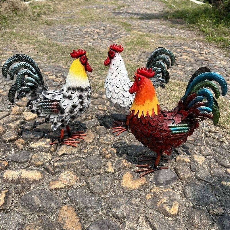 Iron Rooster Ornament Outdoor Courtyard Garden Decor Rooster Hen Landscape Sculpture