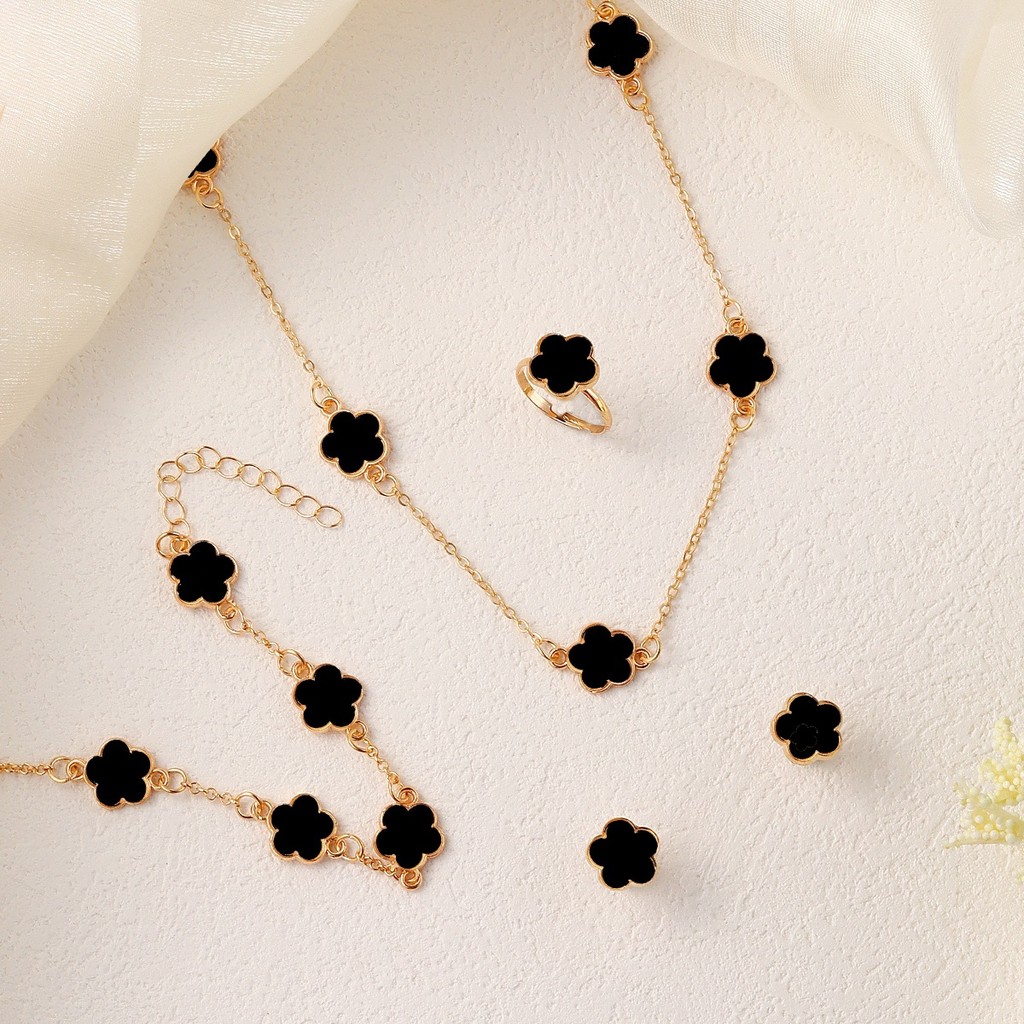 CDD Cross-Border ลักกี้ฟลาย กลีบดอกไม้ห้าใบ ชุดต่างหูสร้อยคอสี่ชิ้น แฟชั่นยุโรปอเมริกัน