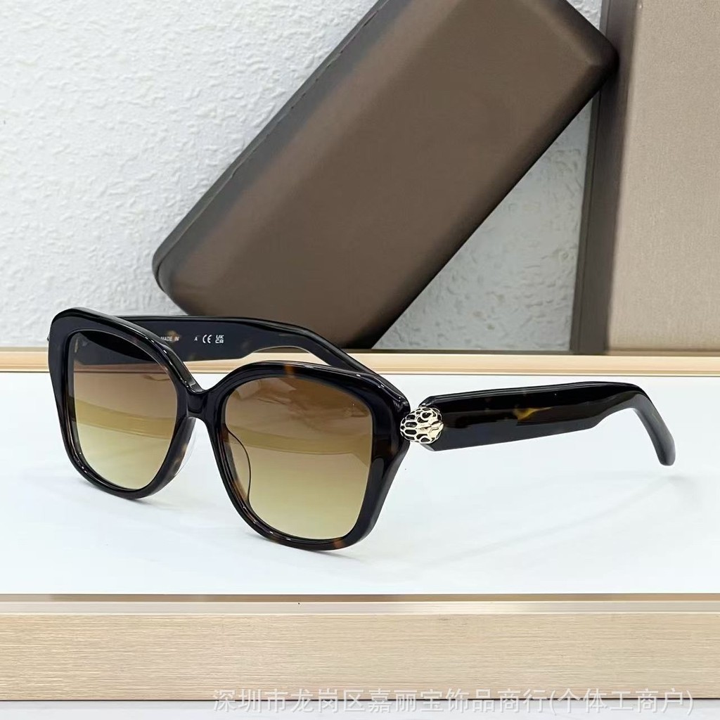 YQP9 B## 50043I New plain-style sunglasses with snake-head design, light luxury fashion sunglasses f
