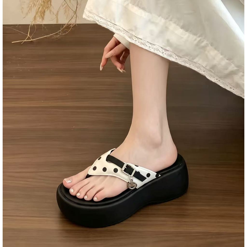 One for all พร้อมส่งจากไทย TX798 รองเท้าแตะคีบส้นหนา ใส่สบาย เพิ่มสูง7CM ลายจุด/ลายเสือ เท่ห์ 2026สำหรับผู้หญิง