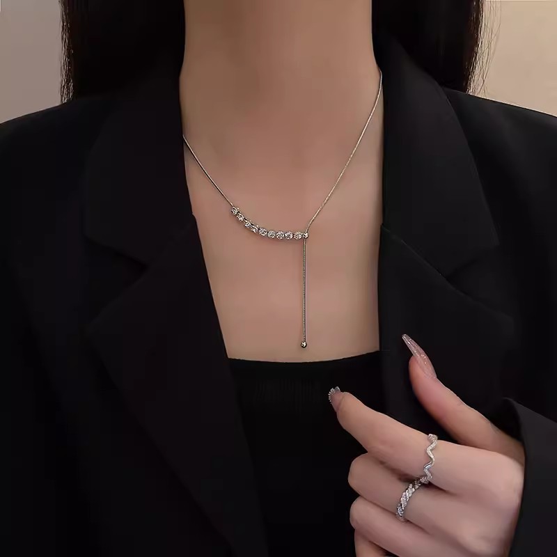 จี้เพทายแสงหรูหรา คุณภาพไฮเอนด์