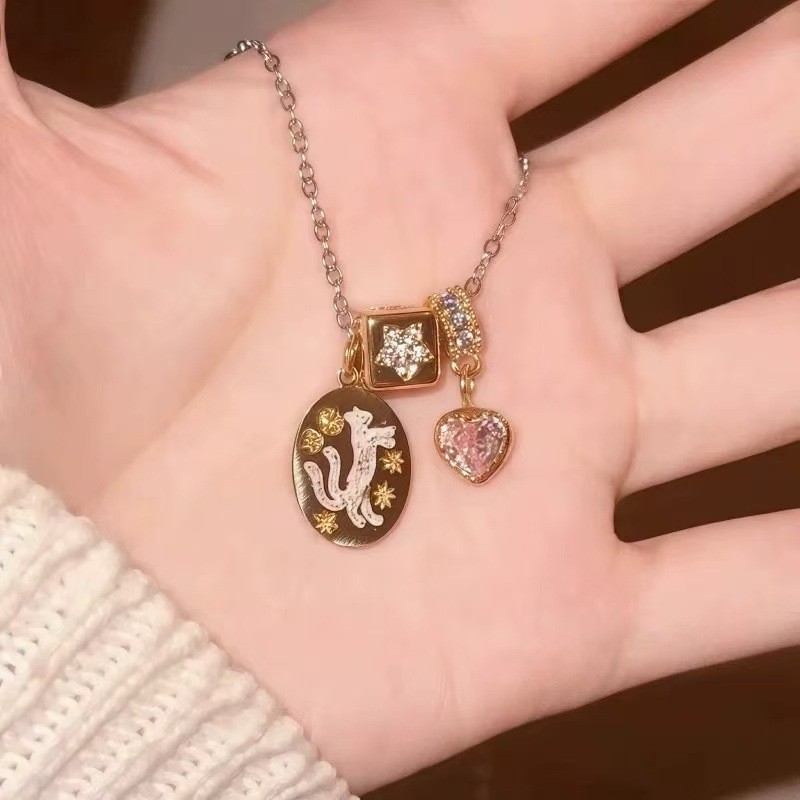 สร้อยคอจี้ผู้พิทักษ์แมวหัวใจดาวห้าแฉก ประดับเพชรสังเคราะห์ สวยงาม มีเอกลักษณ์ REMV