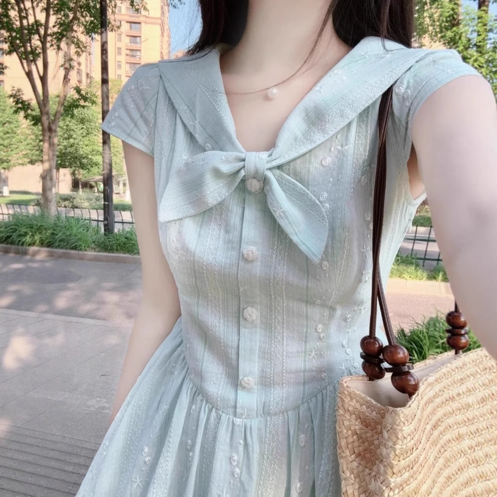 ชุดผู้หญิงแขนสั้นคอกลม สไตล์กองทัพเรือ ลายโครเชต์เอวสวย เหมาะสำหรับใส่ในฤดูร้อน