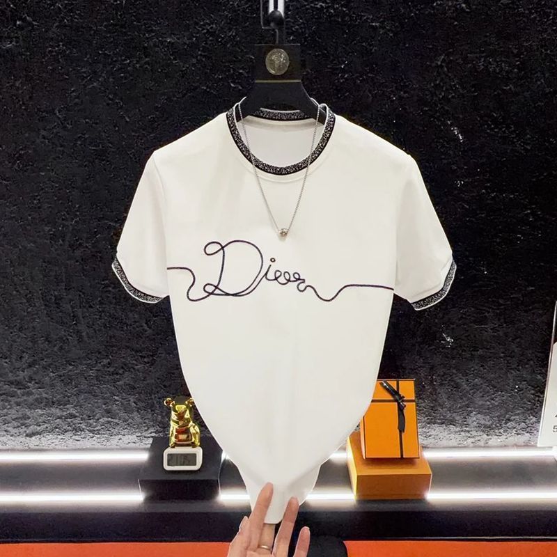 เสื้อยืดแขนสั้นหรูหรา 3D ปักแฟชั่นรอบคอดีไซน์ใหม่ สไตล์.All-Match