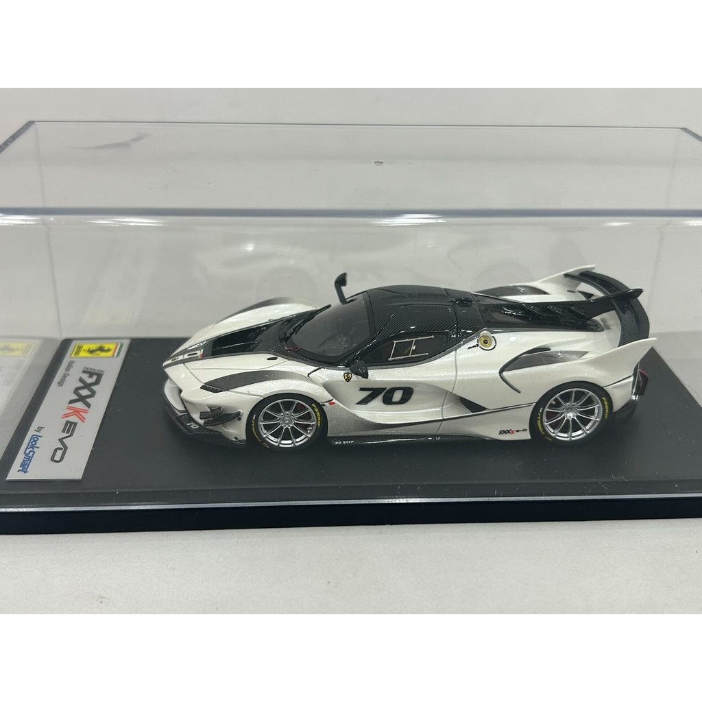 Looksmart 1: 43 Ferrari FXXK EVO หากสนใจ "I Want" ทักแชทมาส่วนตัว~