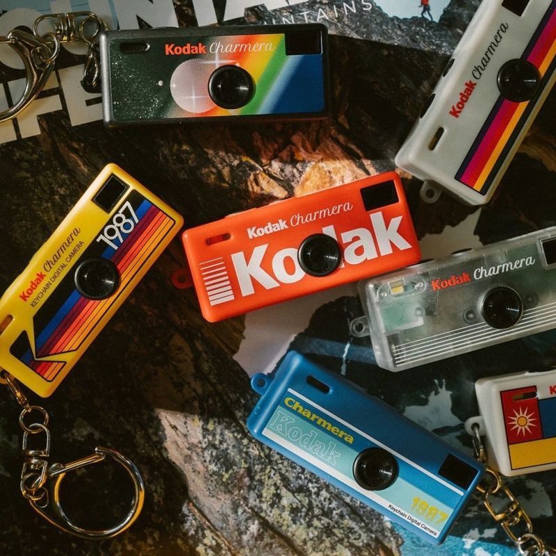 [ประหยัดสุดๆ] พร้อมสต็อก Kodak Kodak Charmera พวงกุญแจ 1987 Mini Digital Camera Mystery Box Camera c