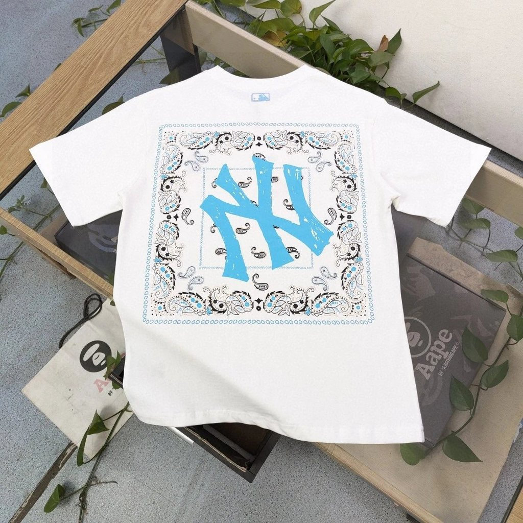 MLB/Yankees 2026 ต้นฤดูใบไม้ผลิสไตล์ใหม่เสื้อยืดแขนสั้นชายหญิงคู่สไตล์ทุกวันสบายๆขนาดใหญ่High-Endรอบ