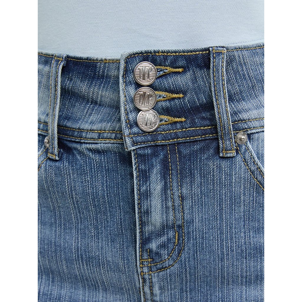[Pomelo] กระโปรงยีนส์สั้นชายรุ่ยติดกระดุมด้านหน้า / Button Front Denim Mini Skirt — صورة 2