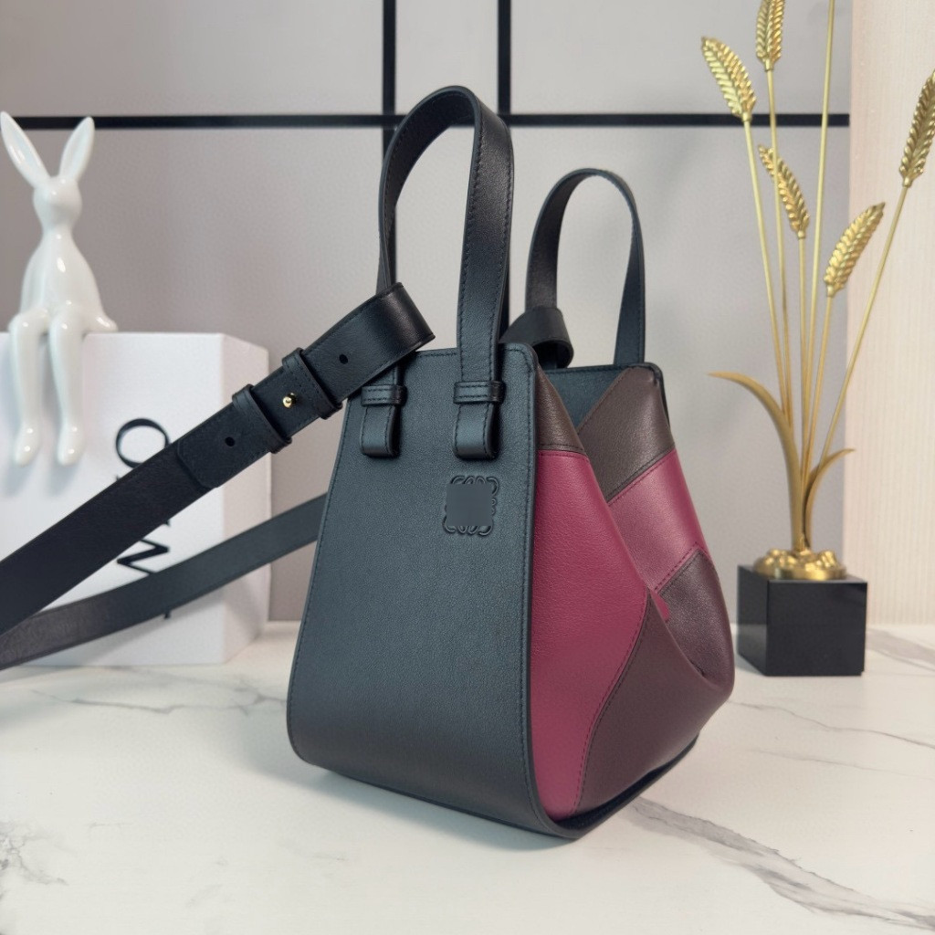 Pre order ราคา8100 LW 652552 กระเป๋าถือ กระเป๋าสะพายข้าง หนังวัว SZ19.5*14.5*20.8CM
