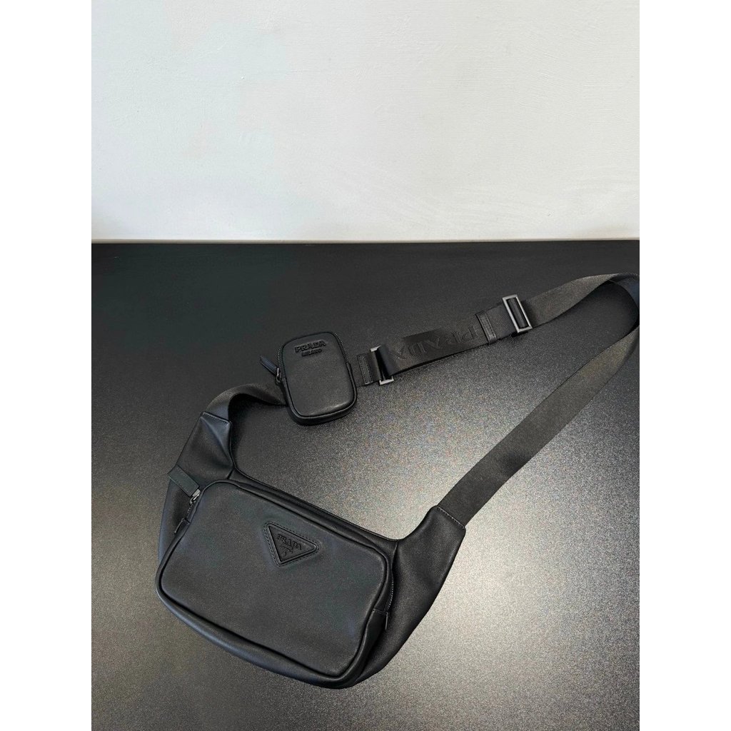 Prada Mens Logo Shoulder Strap Messenger Bag กระเป๋าผู้ชาย