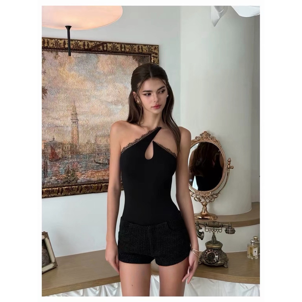 3P8N Thai design  Sexy halter neck cutout one-shoulder bodysuit with stylish design, versatile and f