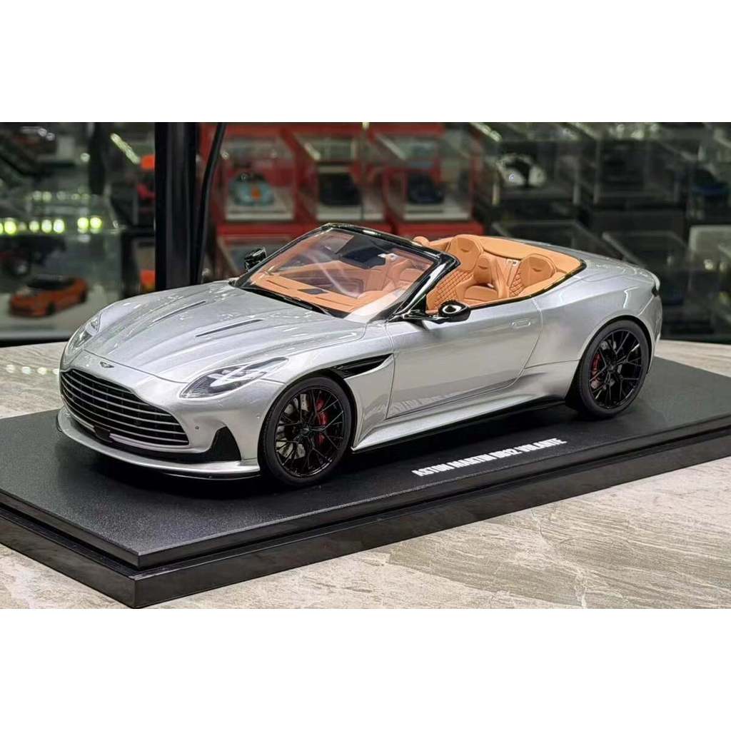 GT Spirit 1:18 ASTON MARTIN 阿斯 Levitation DB12 2023 รถปั๊ม