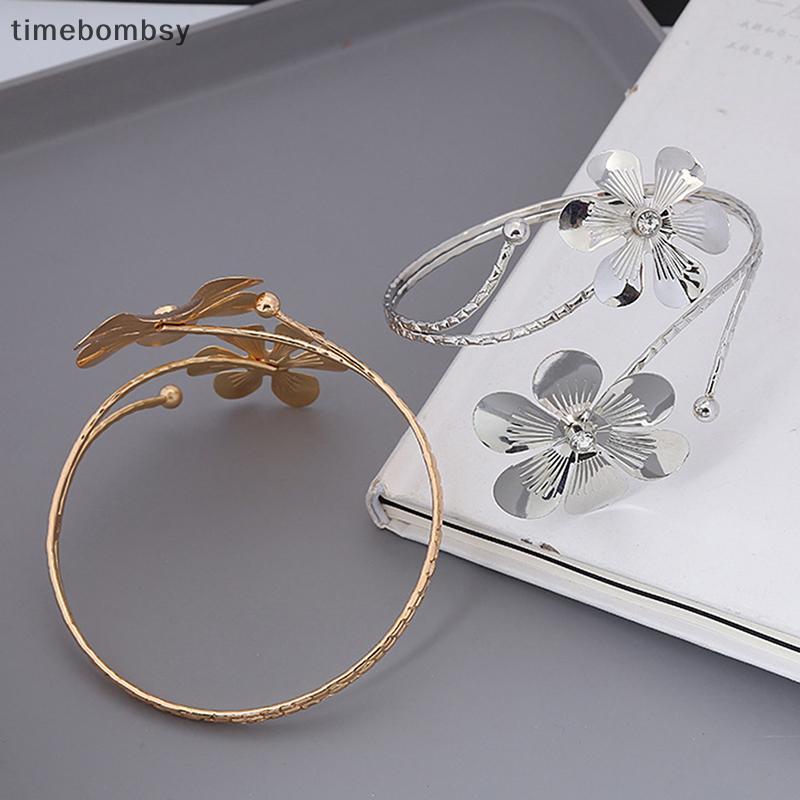 (เวลา) Bohemian Butterfly Leaf Charm สร้อยข้อมือด้านบนแขนโลหะ Hollow Out รูปแบบเรขาคณิต Retro แขนกําไลข้อมือสร้อยข้อมือ (TH)