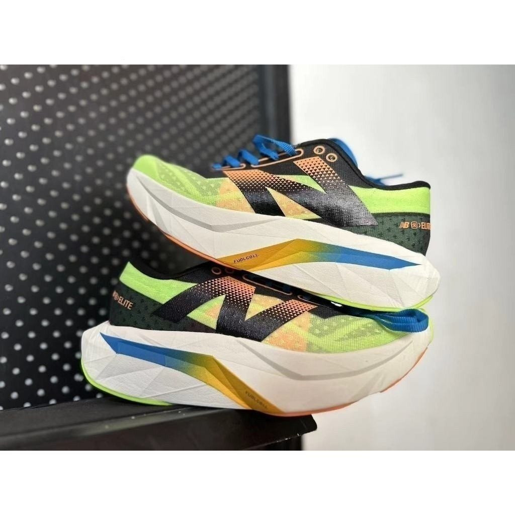 รองเท้าวิ่ง Fuelcell SC Elite V4 Unisex OZYO