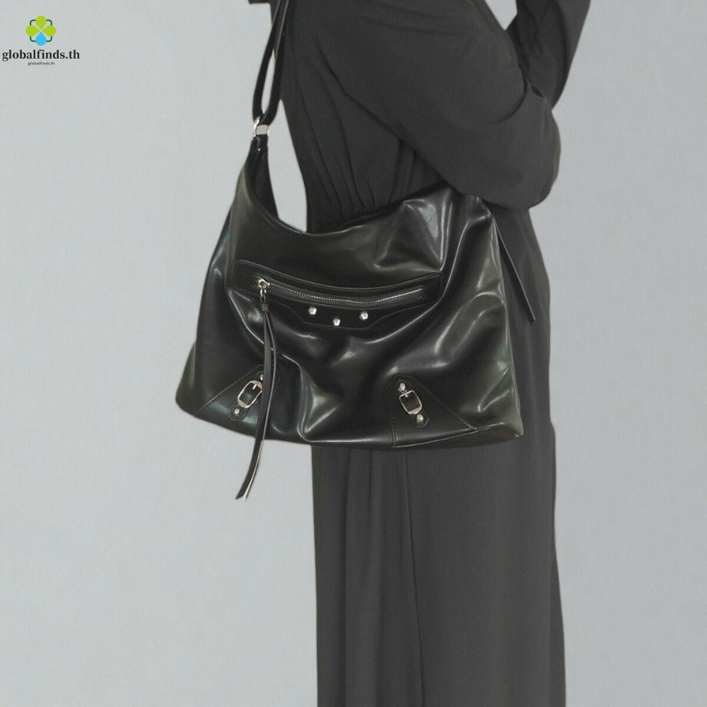 Lewis Retro Crossbody Bag ดีไซน์ปัง มีลายพิมพ์เรโทรและเหล็กคล้อง สวมสะพายได้อย่างสะดวกสบาย เหมาะสำหร