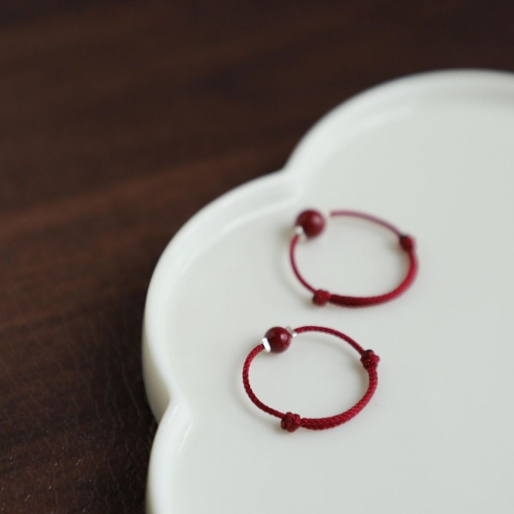 แหวน ธรรมชาติ แหวนเชือกสีแดง แหวนสตรี - รูปที่ 2