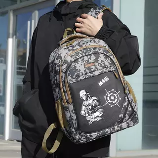 กระเป๋าเป้ลายทหารพราง กระเป๋าเป้สะพายหลังผู้ชายลายพรางสไตล์สปอร์ต รุ่นใหม่กันน้ำ