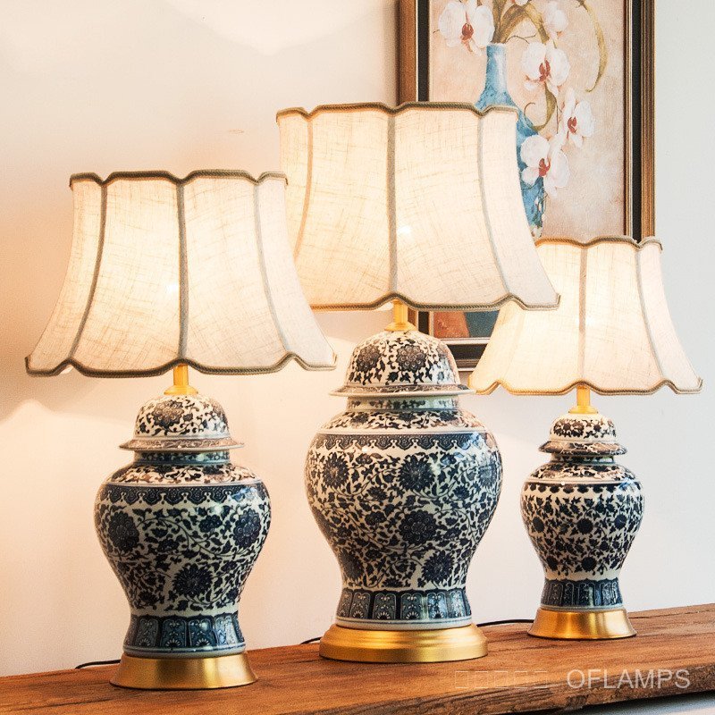 [new]New Chinese-style classical blue-and-white ceramic table lamp, vintage living room large-sized villa corner table l