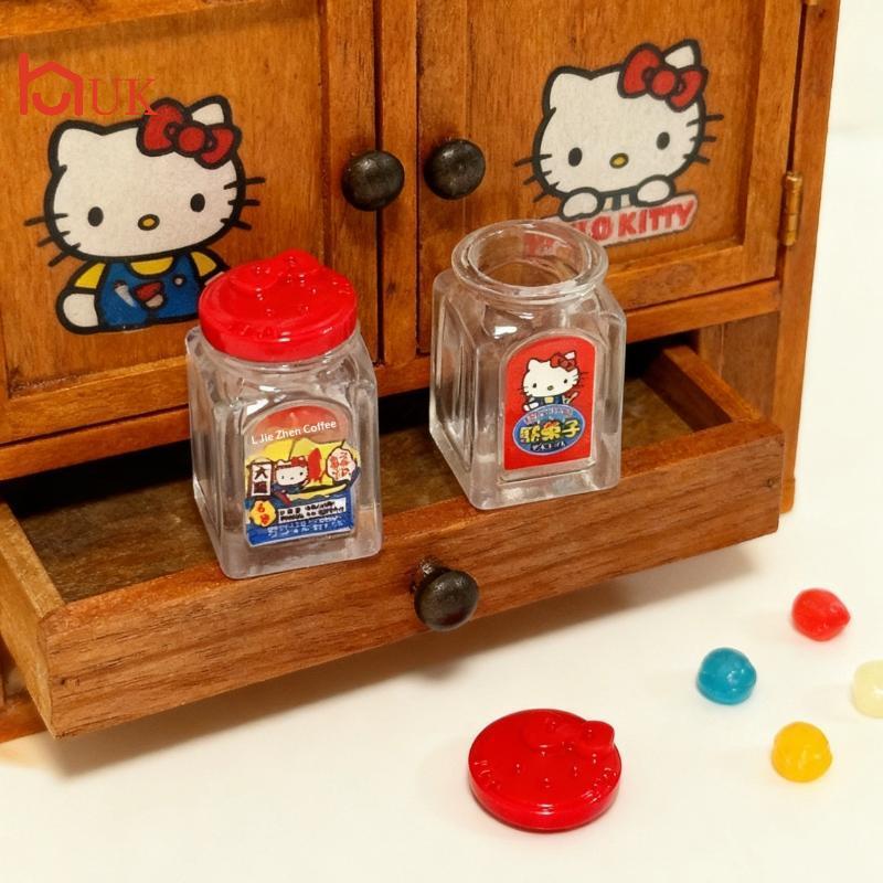 UK 1 ชุดตุ๊กตาอุปกรณ์เสริม Miniature Dollhouse HelloKitty Candy Storage Can Snack Jar แกล้งเล่นมินิอ