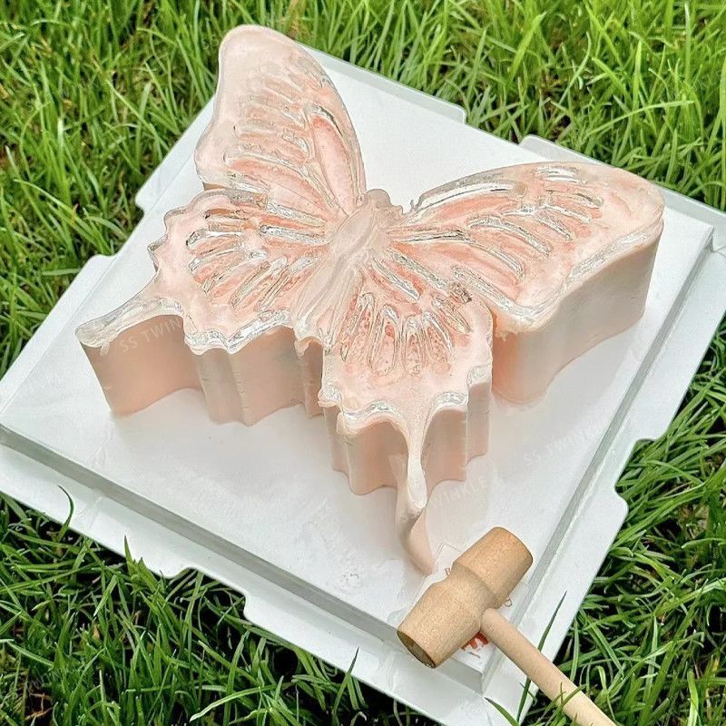 A New Thick Butterfly Mousse Cake Silicone Mold Cartoon Squishy Resin Plaster Candle Decoration Mold
