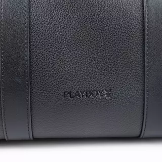 PLAYBOY รุ่น Dante Boston bag กระเป๋าสะพายข้าง รหัส ST-B261PBM343-BK ดีไซน์ทรงหมอน สี Pitch Black