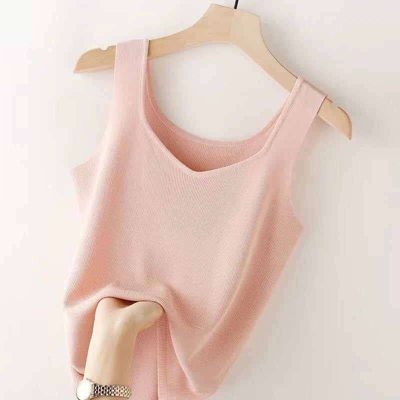 W8522L_Plus-Size Womens Stylish Ice-Silk Knit Tank TopSummer Layer หรือ Stand-Alone Top กับ Simple, 
