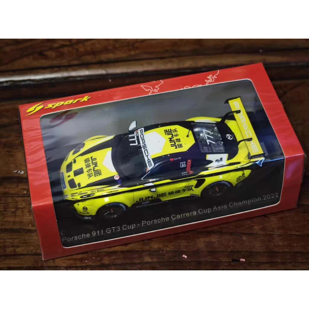 SPARK Racing รุ่น 1/43 2022PCCA Porsche 911 GT3 CUP 777 #Ye ปฏิทินหงษ์