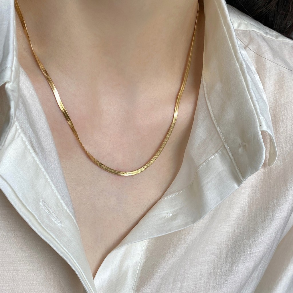 xinpin gold Clavicle chain flat snake bone chain necklace for women, plated18K Gold ins Simple and s