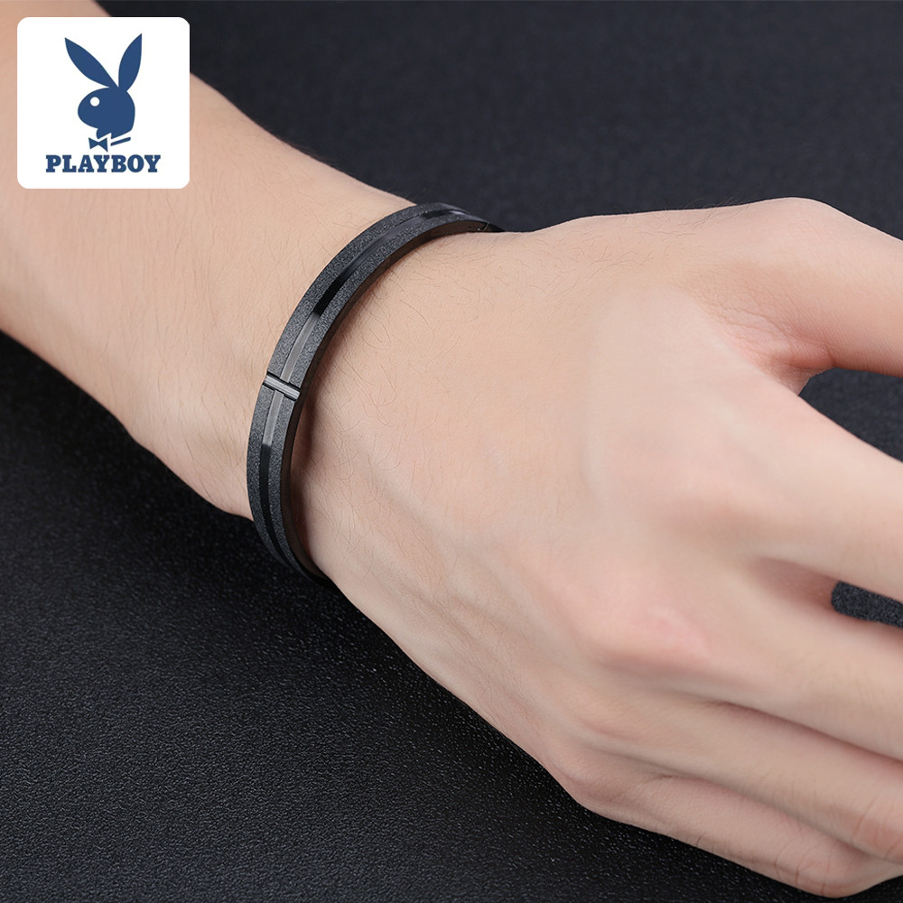 สร้อยข้อมือสแตนเลสชุบททอง 18K สำหรับผู้ชาย มาในกล่องของขวัญ GH900