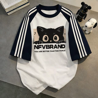【จัดส่งจากกรุงเทพฯ】LABZAA เสื้อยืดแขนสั้นคอกลม วินเทจฟอกน้ำ Oversized ลายพิมพ์แมวน่ารัก ระบายอากาศ ผ้าฝ้าย 100% YG438