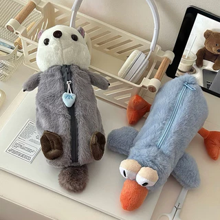 กระเป๋าใส่ดินสอตุ๊กตาหมี 🐻 ดีไซน์น่ารัก ใส่ปากกา ยางลบ ✏️ ของใช้ในโรงเรียน 🎒 A00168