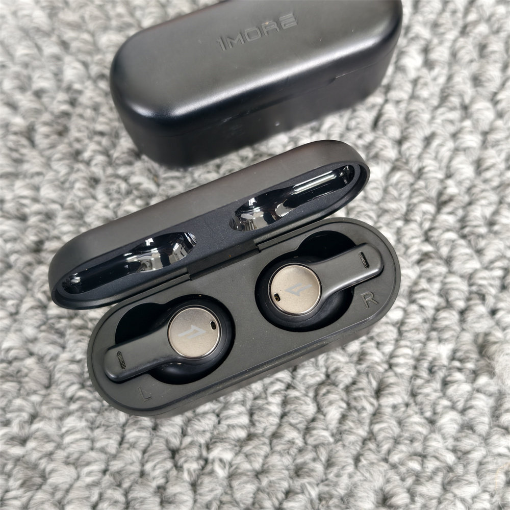 หูฟัง bluetooth หูฟังใส่นอน Wanmo omthing ขนาดเล็กสวมใส่นานไม่เจ็บปวดชนิดใส่ในหู 4 ข้าวสาลีเสียง Can