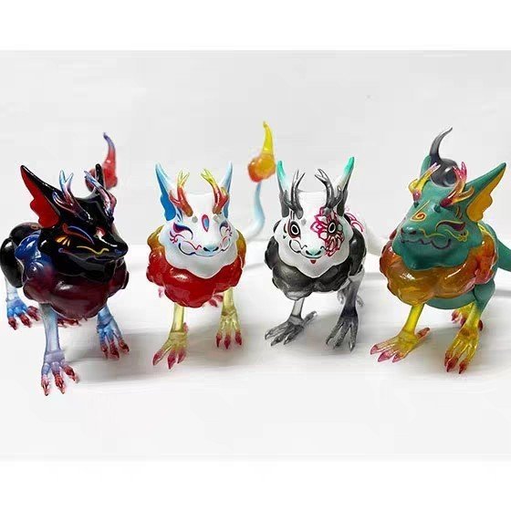 ขายร้อนของแท้สินค้าจํานวนมากของเล่นแคปซูลแฟนตาซีตํานานสัตว์สไตล์ญี่ปุ่น Fox-Faced Young Dragon 2 You