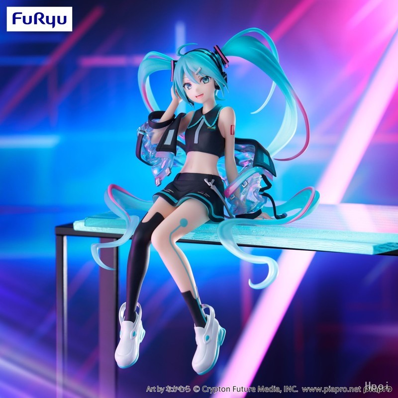 FuRyu VOCALOID Miku Noodle Stopper Figure Shiny Tech Edition Figure
