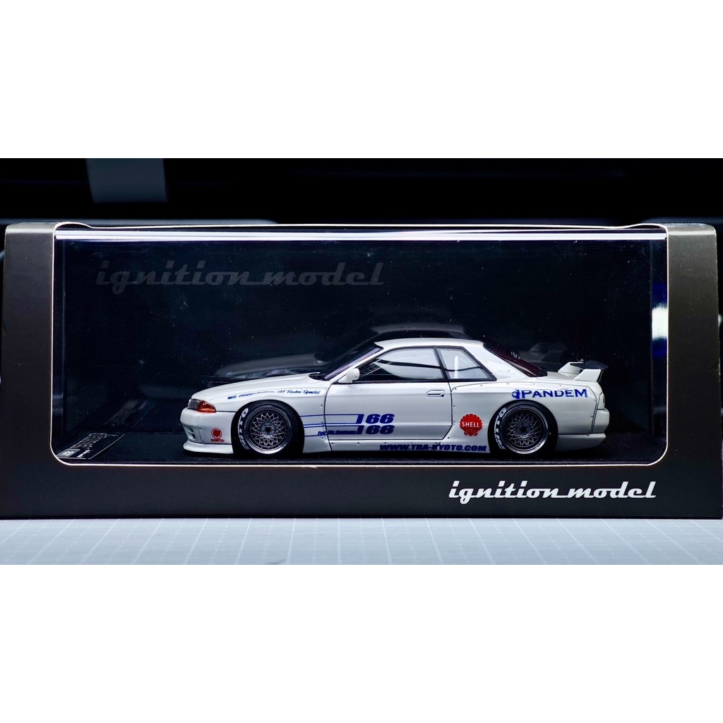 [คลังสินค้าพร้อม 1] จุดระเบิด IG GTR R32 Pandem Rocket Rabbit White 1/43 Out-of-Print Old Goods Good