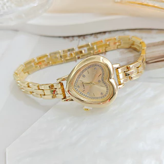 สไตล์ใหม่ High-value Love Diamond-studded นาฬิกาสุภาพสตรีหรูหรา Niche High-end สร้อยข้อมือนาฬิกาผู้หญิง