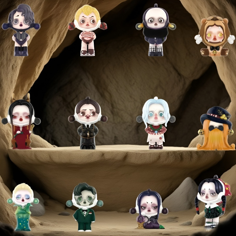 POPMART SKULLPANDA Adams Family Series รูปของเล่น Mystery Box Gift