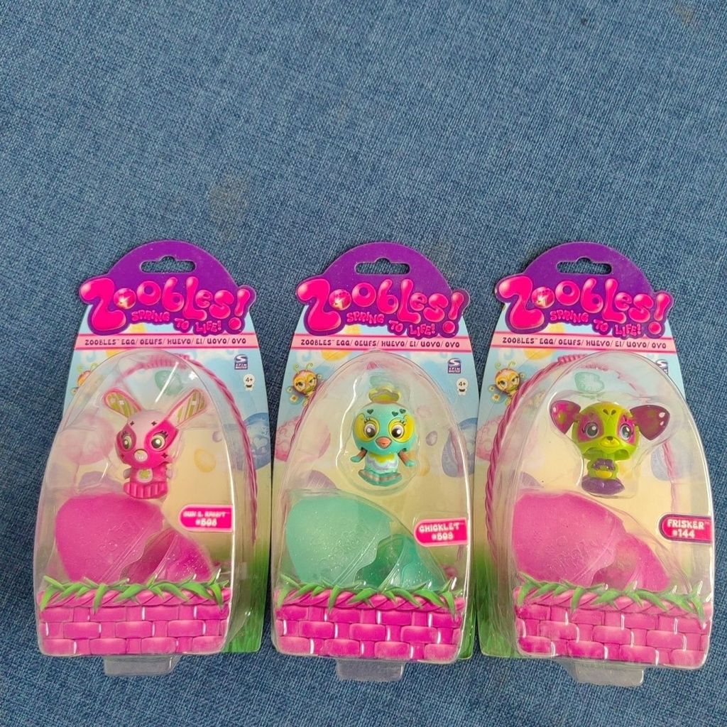 ของเล่นเปลี่ยนรูป Bakugan เด็กสาว Bakugan Chick ลูกสุนัขกระต่ายเด็กสาวของเล่นแม่เหล็ก Bakugan Bakuga