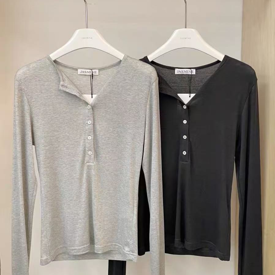 Cod 2026 ฤดูใบไม้ร่วงสไตล์ใหม่ Commuter Simple All-Match สีทึบรอบคอ Buttoned Tencel ขนสัตว์เสื้อยืดผู้หญิง Bottoming เสื้อสวมใส่ด้านนอกแฟชั่น O6SW