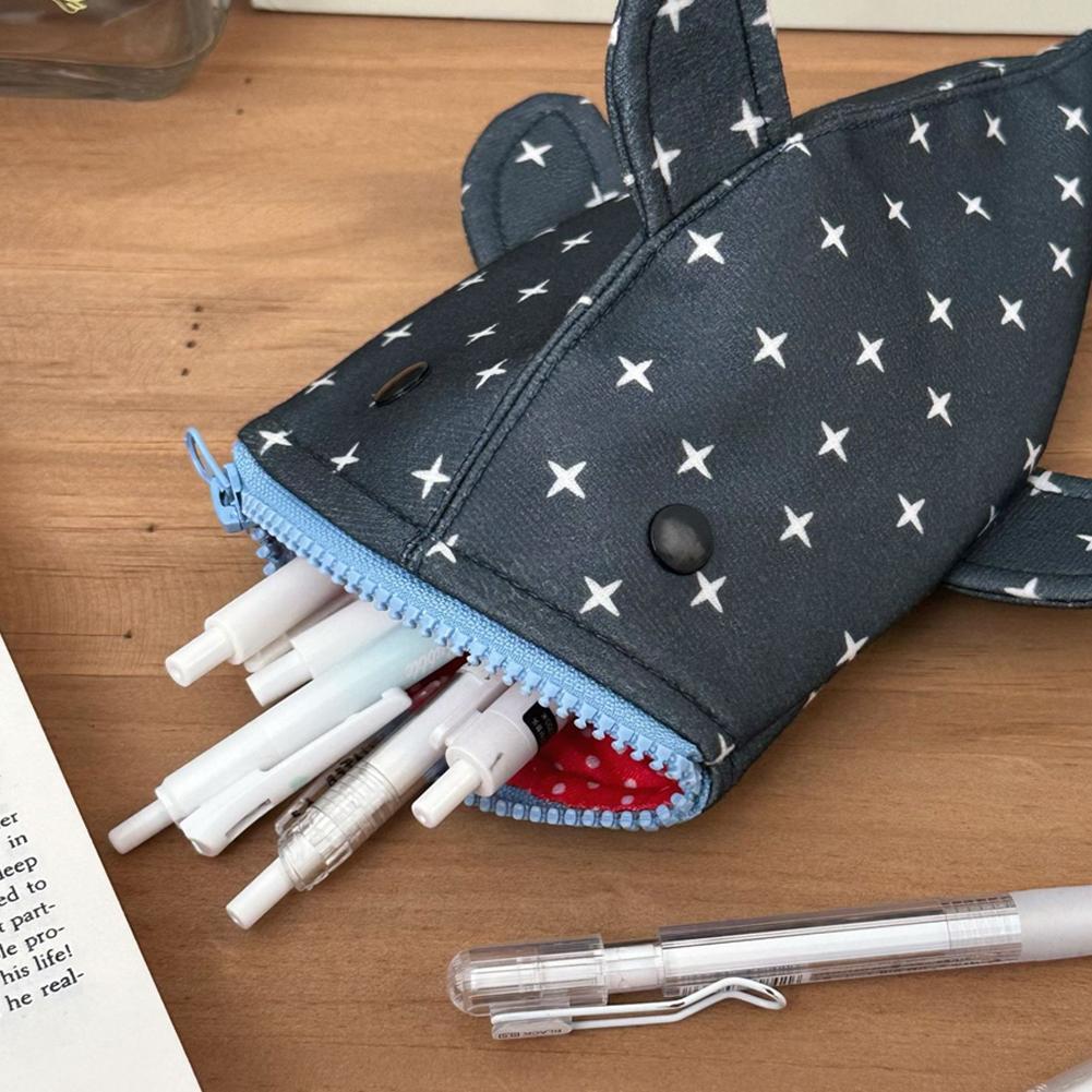 Shark ดินสอสําหรับเด็กและผู้ใหญ่น่ารักกระเป๋าดินสอขนาดใหญ่ความงามเครื่องเขียน M8o5