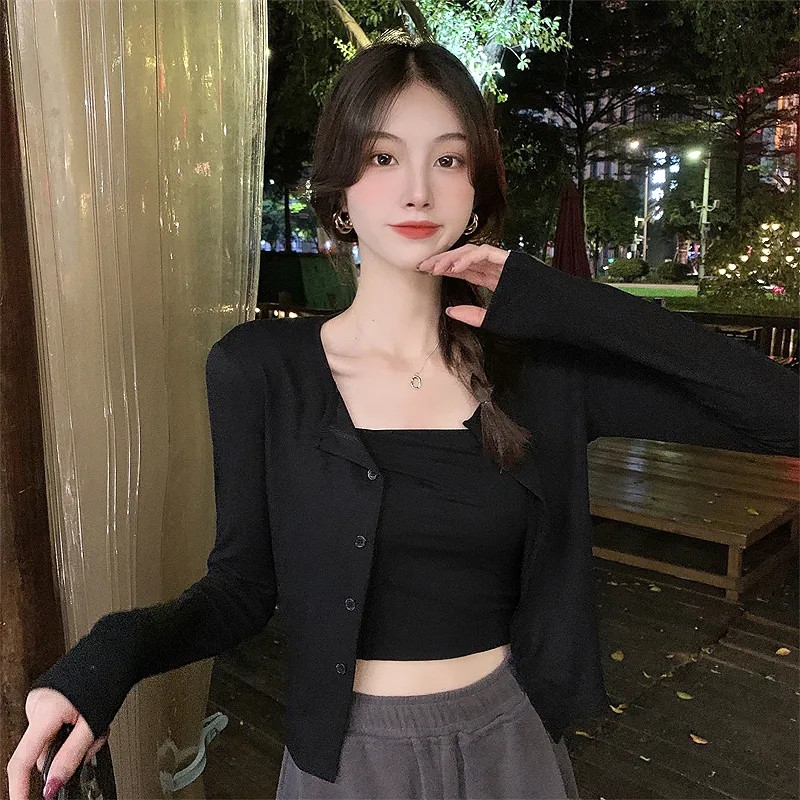 จริง! Bailey Crop คาร์ดิแกนถัก Cardi Crop Bailey ปุ่มเสื้อ Crop